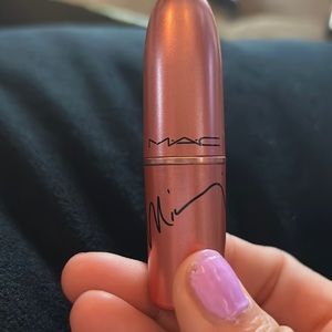 Niki Minaj Mac lipstick